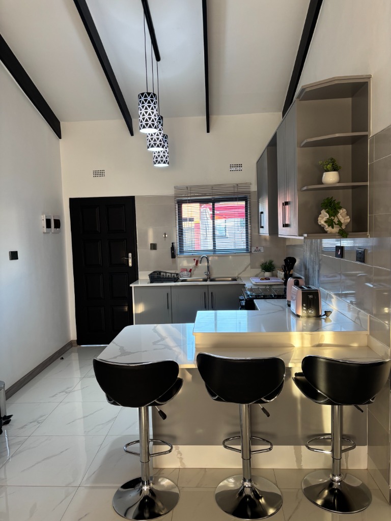 ARMAN Lodge Kitchen